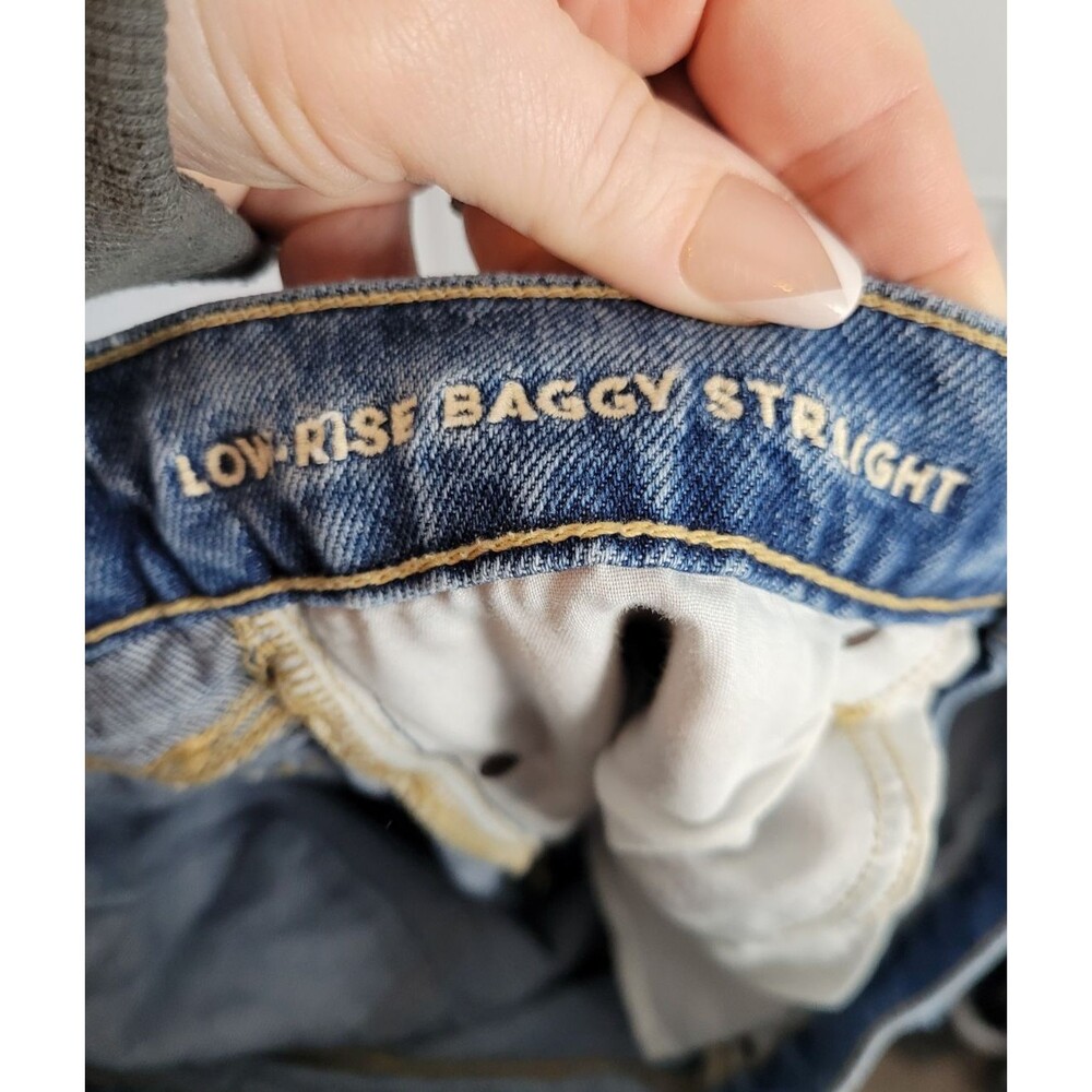 American Eagle Womens Strigid Low-Rise Baggy Straight Jeans Size 6 - Picture 5 of 8